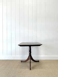 An English Georgian Oak Breakfast Table c1800