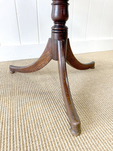 An English Georgian Oak Breakfast Table c1800