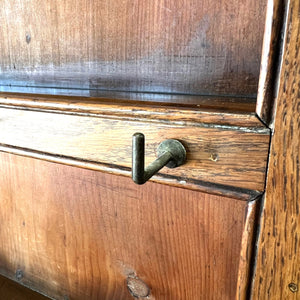 A Welsh Oak Kitchen Dresser c1800