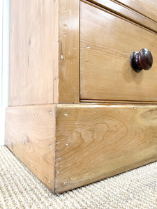 An Antique English Pine Chest of Drawers Dresser c1890