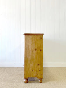 A 19th Century English Chest of Drawers/Dresser