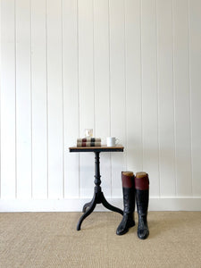 An English Tripod Table c1890