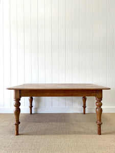 An English Country Pine 5.5 ft Kitchen Dining Table