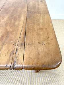 An English Country Pine 5.5 ft Kitchen Dining Table