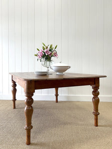 An English Country Pine 5.5 ft Kitchen Dining Table