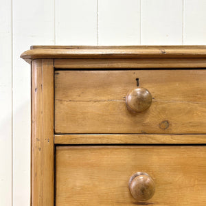 An Antique English Pine Chest of Drawers/Dresser Tulip Feet c1890