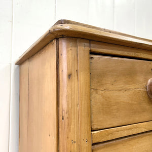 An Antique English Pine Chest of Drawers/Dresser Tulip Feet c1890