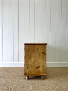 A Charming English Pine Chest of Drawers Dresser with Wooden Knobs c1890