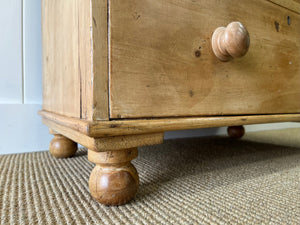 A Charming English Pine Chest of Drawers Dresser with Wooden Knobs c1890