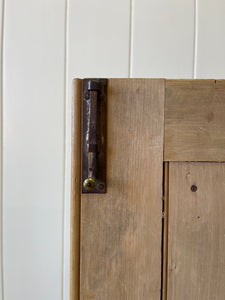 A Handsome English 19th Century Pine Cupboard with Wooden Knobs