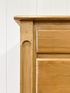 A Large English Pine Chest of Drawers Dresser on Tulip Feet c1890