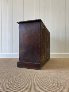 A Handsome English or Welsh Early 19th Century Oak Cupboard with Wooden knob