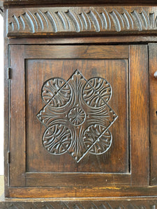 A Handsome English or Welsh Early 19th Century Oak Cupboard with Wooden knob