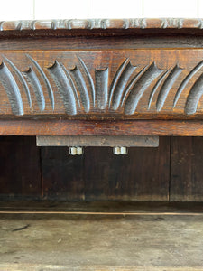 A Handsome English or Welsh Early 19th Century Oak Cupboard with Wooden knob