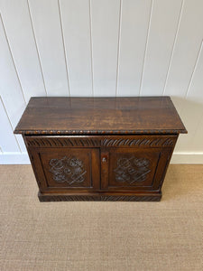 A Handsome English or Welsh Early 19th Century Oak Cupboard with Wooden knob