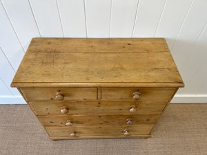 An Antique English Pine Chest of Drawers/Dresser c1890