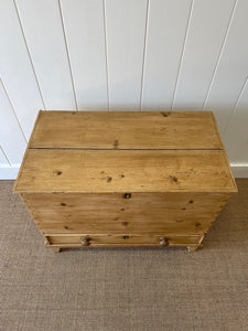 An English Pine Mule Chest Trunk or Blanket Box c1890