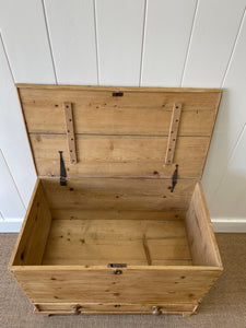 An English Pine Mule Chest Trunk or Blanket Box c1890