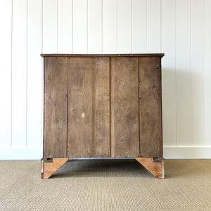 A 19th Century English Pine Chest of Drawers/Dresser with Tulip Feet