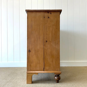 A 19th Century English Pine Chest of Drawers/Dresser with Tulip Feet