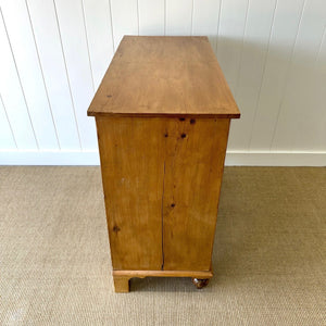 A 19th Century English Pine Chest of Drawers/Dresser with Tulip Feet