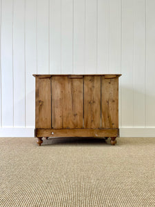 A Charming English Pine Chest of Drawers Dresser with Wooden Knobs c1890