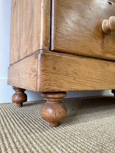 A Charming English Pine Chest of Drawers Dresser with Wooden Knobs c1890