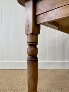 An Early 19th Century English Country Farmhouse 4 ft Pine Dining Table