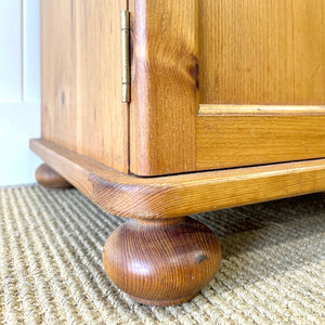 A Charming Pair of Antique English Pine Nightstands