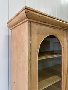 A Early 19th Century English Pine Diminutive Bookcase