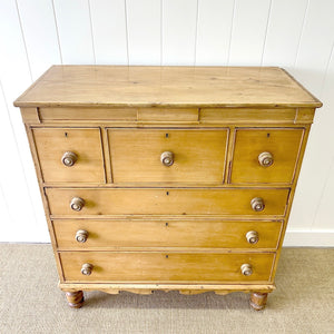 A 19th Century English Chest of Drawers/Dresser