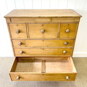 A 19th Century English Chest of Drawers/Dresser