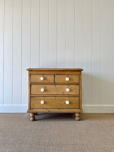 An Antique English Pine Chest of Drawers Dresser with Porcelain Knobs c1890