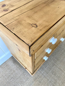 An Antique English Pine Chest of Drawers Dresser with Porcelain Knobs c1890