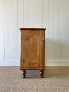 An Antique English Pine Chest of Drawers Dresser with Wooden Knobs c1890