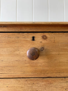 An Antique English Pine Chest of Drawers Dresser with Wooden Knobs c1890