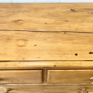 A 19th Century English Chest of Drawers/Dresser with Tulip Feet