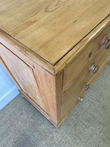 A Large English Pine Chest of Drawers Dresser on Tulip Feet c1890