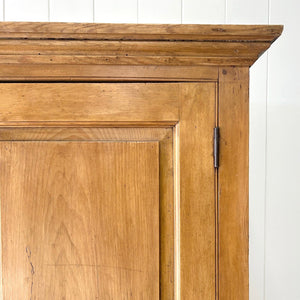 An English Georgian Linen Press Cupboard