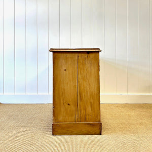 An Antique English Pine Chest of Drawers Dresser c1890