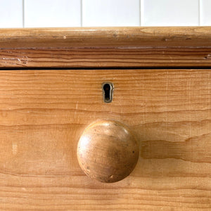 An Antique English Pine Chest of Drawers Dresser Tulip Feet c1890