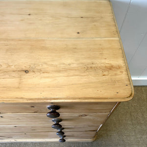 A 19th Century English Chest of Drawers/Dresser