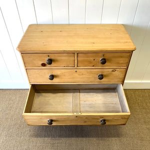 A 19th Century English Chest of Drawers/Dresser