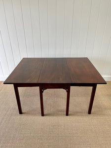 A Large English Chippendale Country Mahogany Drop Leaf Table c1790