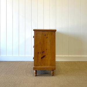 An Antique English Pine Chest of Drawers Dresser Tulip Feet c1890