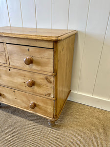 A Charming English Pine Deep and Low Chest of Drawers Dresser with Wooden Knobs c1890