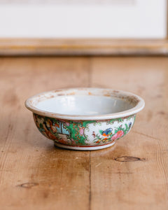 A Delightful and Small Chinese Famille Rose Bowl 19th Century