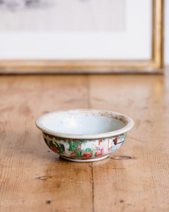 A Delightful and Small Chinese Famille Rose Bowl 19th Century