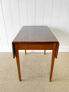 A Georgian English Mahogany Country-Made Pembroke table c1800