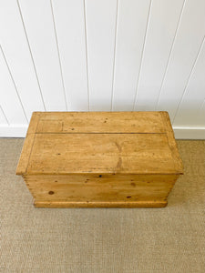 An English Pine Blanket Box or Coffee Table With Iron Handles c1890